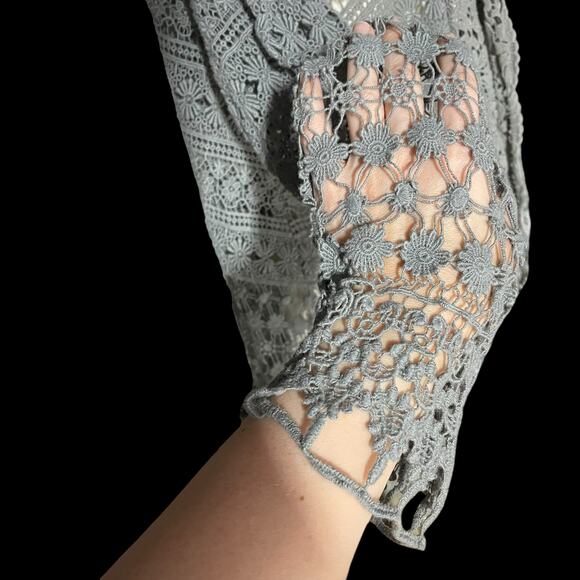 JOHNNY WAS 100% Cotton Floral Crochet Lace Open Cardigan Gray Size S - Picture 5 of 8